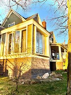 La Maison de Ville - bed & bistro