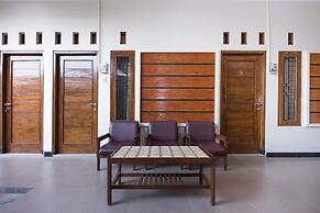 Hotel O Al Abror Homestay