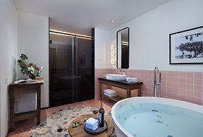 Peking Yard Boutique Hotel