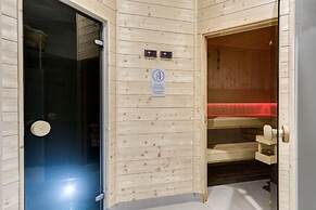 Elite Apartments Waterlane Pool Access