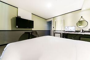 Hotel Box