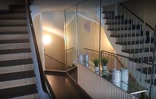 White Pearl Hostel
