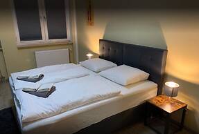 White Pearl Hostel