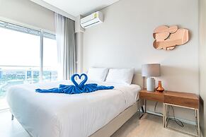 Veranda Beachfront Residence Pattaya