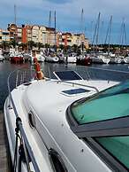 Boat Vedette Arlequin