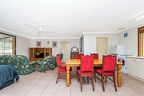 Travellers Rest Motel