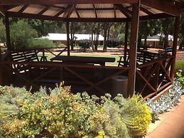 Travellers Rest Motel