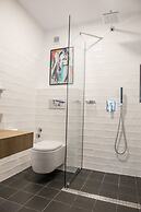 Reverence Hotel