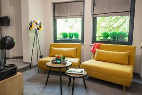 Reverence Hotel