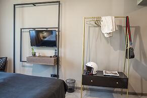 Reverence Hotel
