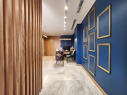 Taksim Landhouse