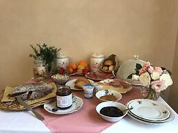 Tra i Campi Di Papaveri