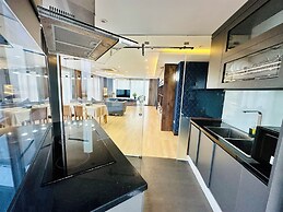 Ficus Suites Apartment