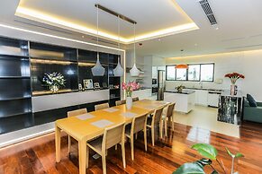 Ficus Suites Apartment