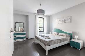 Maraini Apartments