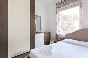 Maraini Apartments
