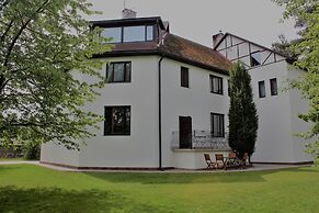 Villa Neubad