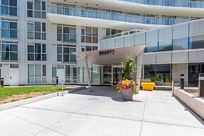 Simply Comfort Stunning Downtown Condos