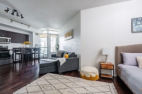 Fort York Suites Toronto