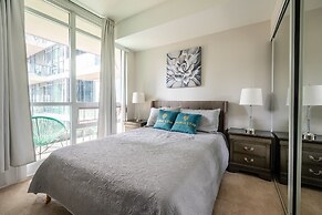 Fort York Suites Toronto