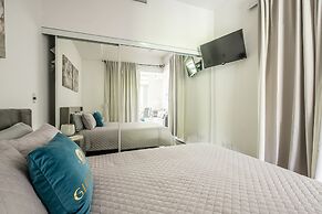 Fort York Suites Toronto