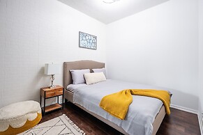 Fort York Suites Toronto