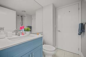 Fort York Suites Toronto