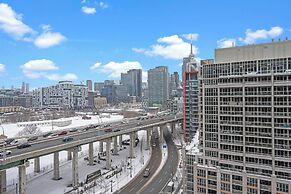 Fort York Suites Toronto
