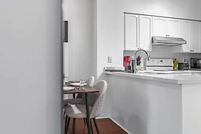 Fort York Suites Toronto