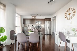Fort York Suites Toronto