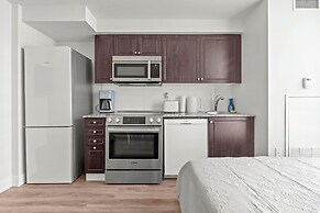 Fort York Suites Toronto