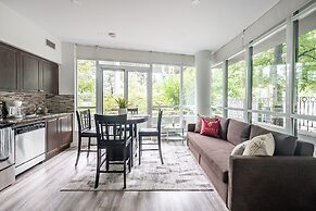 Fort York Suites Toronto