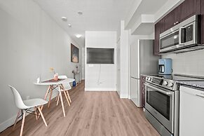 Fort York Suites Toronto