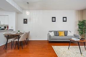 Fort York Suites Toronto