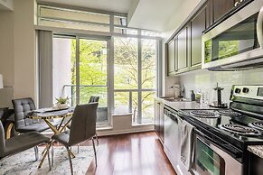 Fort York Suites Toronto