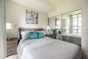 Fort York Suites Toronto