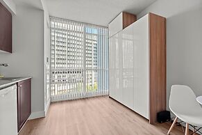 Fort York Suites Toronto
