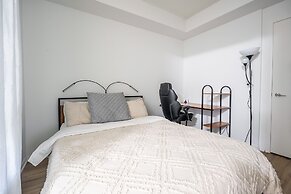 Fort York Suites Toronto