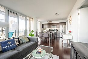 Fort York Suites Toronto