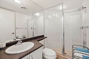 Fort York Suites Toronto