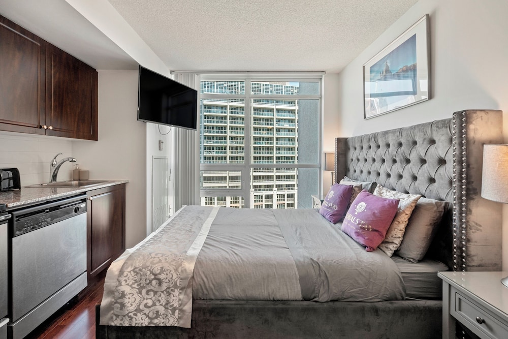Fort York Suites Toronto