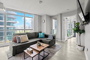 Fort York Suites Toronto