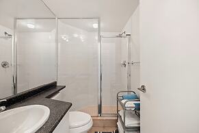Fort York Suites Toronto