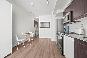 Fort York Suites Toronto