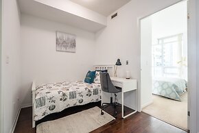 Fort York Suites Toronto