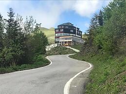 Aymeydani Hotel