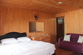 Aymeydani Hotel