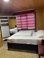 Aymeydani Hotel