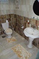 Comfort Pyramids inn