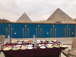 Comfort Pyramids inn